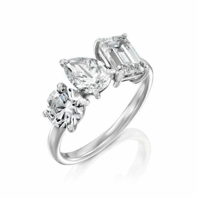 טבעת פנטזי - FANTASY מזהב לבן עם יהלומי מעבדה