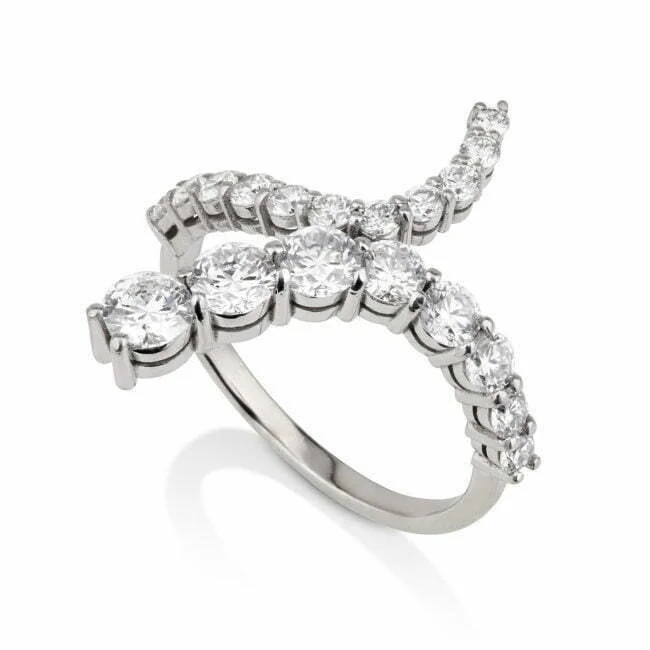 טבעת SNAKE מזהב לבן משובצת ביהלומים