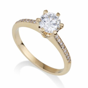 טבעת אירוסין יהלומים בשיבוץ אפיקי