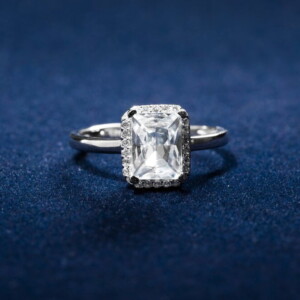 תכשיטים עם יהלום סוליטר