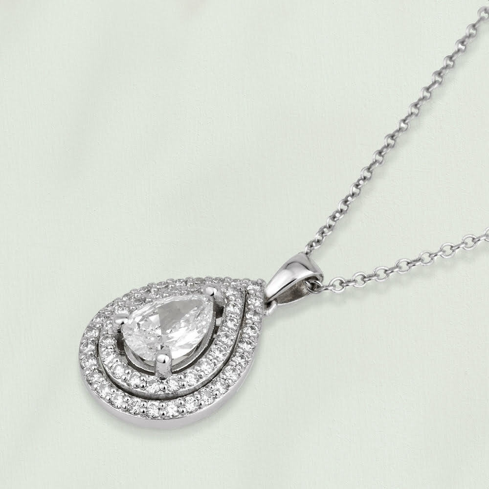 שרשראות משובצות יהלומים