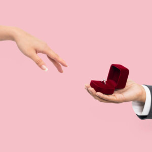 איך לבחור טבעת אירוסין