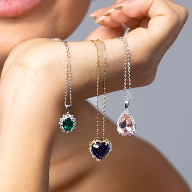 תליוני יהלומים מעוצבים