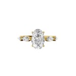 טבעת אירוסין אובל מרקיזה בזהב צהוב משובצת יהלומי מעבדה