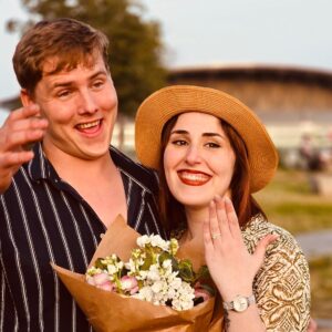 דניאל ונטלי לאחר הצעת נישואין עם טבעת של Xlab diamonds