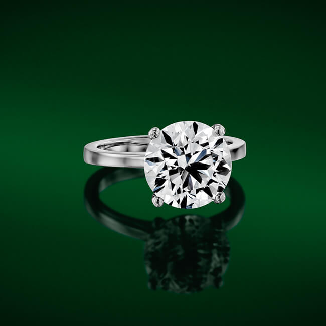 טבעת אירוסין יוקרתית