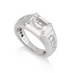 טבעת KING EMERALD בזהב לבן משובצת יהלומים