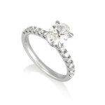 טבעת אירוסין מזהב לבן משובצת יהלומי מעבדה דגם זהרה