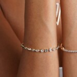 צמיד יהלומים מולטי שייפ עשוי זהב 14 קראט עם 24 יהלומים